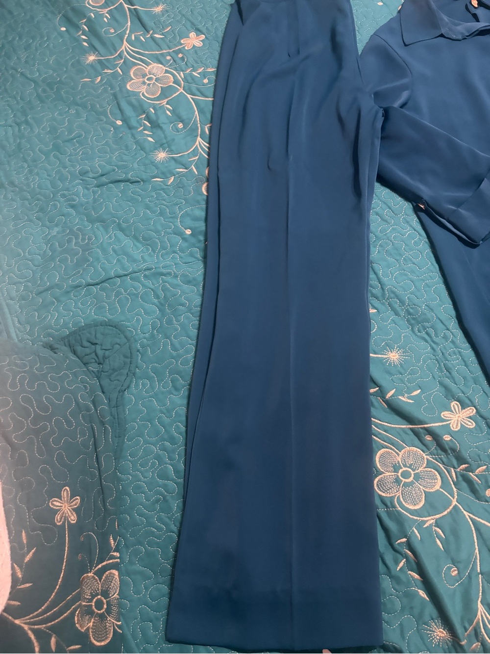 Women's Teal Wide-Leg Pants & Blouse Set - Picture 4 of 5